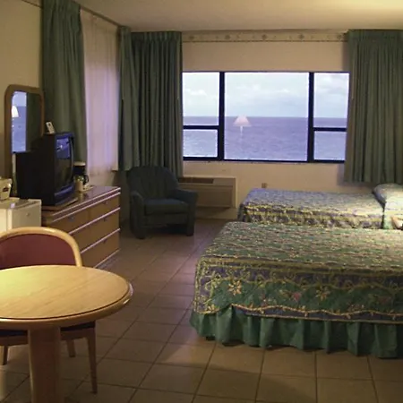 Howard Johnson Plaza Dezerland Beach And Spa
